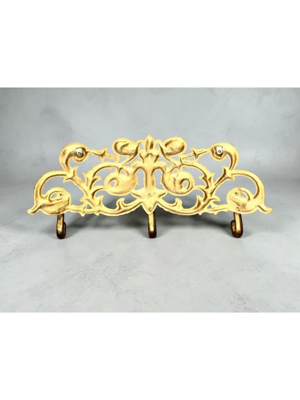 Ornate Gold Wall Decor With 3 Hooks Cast Metal Decorative Fleur-De-Lis Design